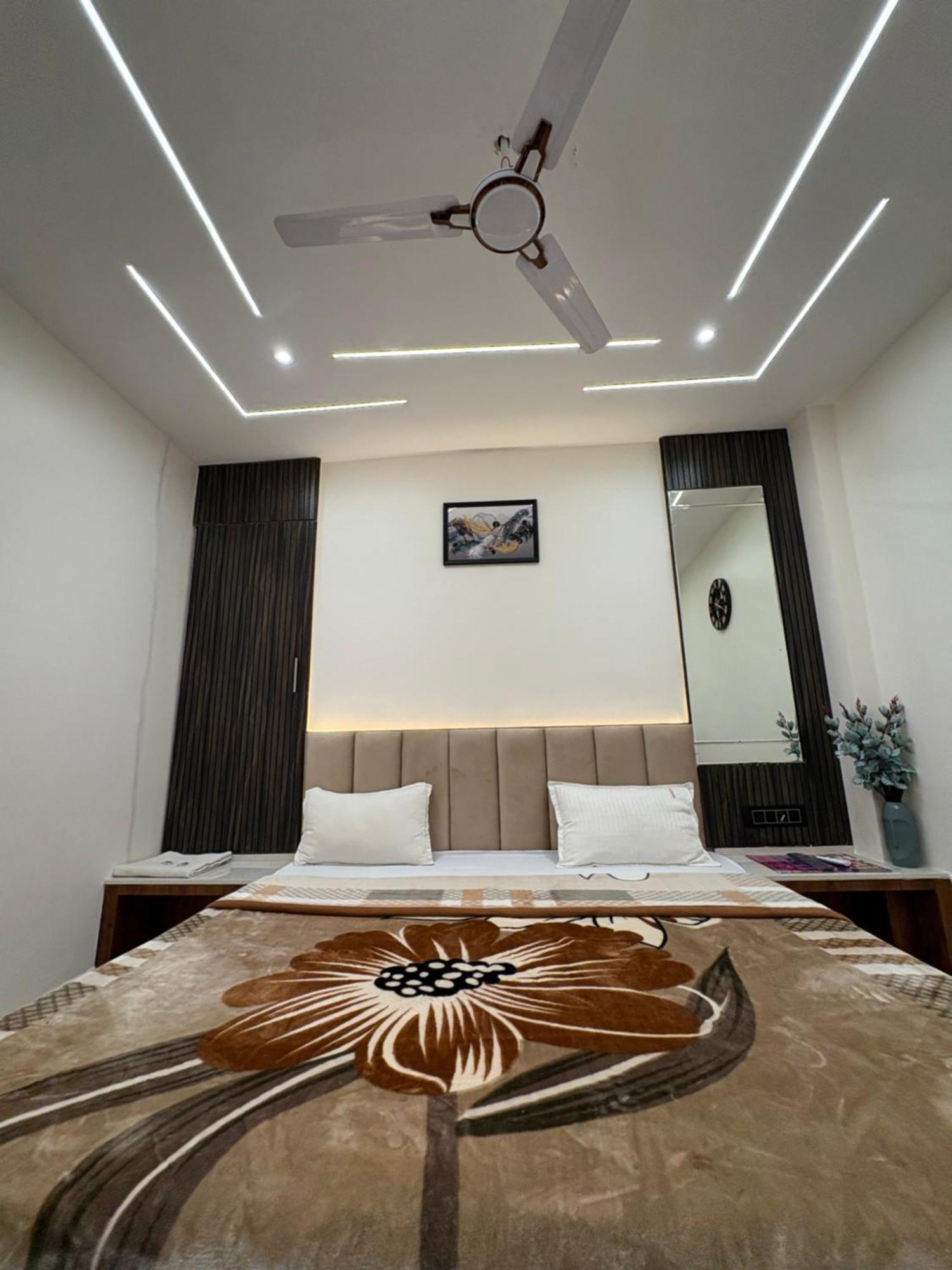 Hotel Anantshree Ujjain Exterior photo