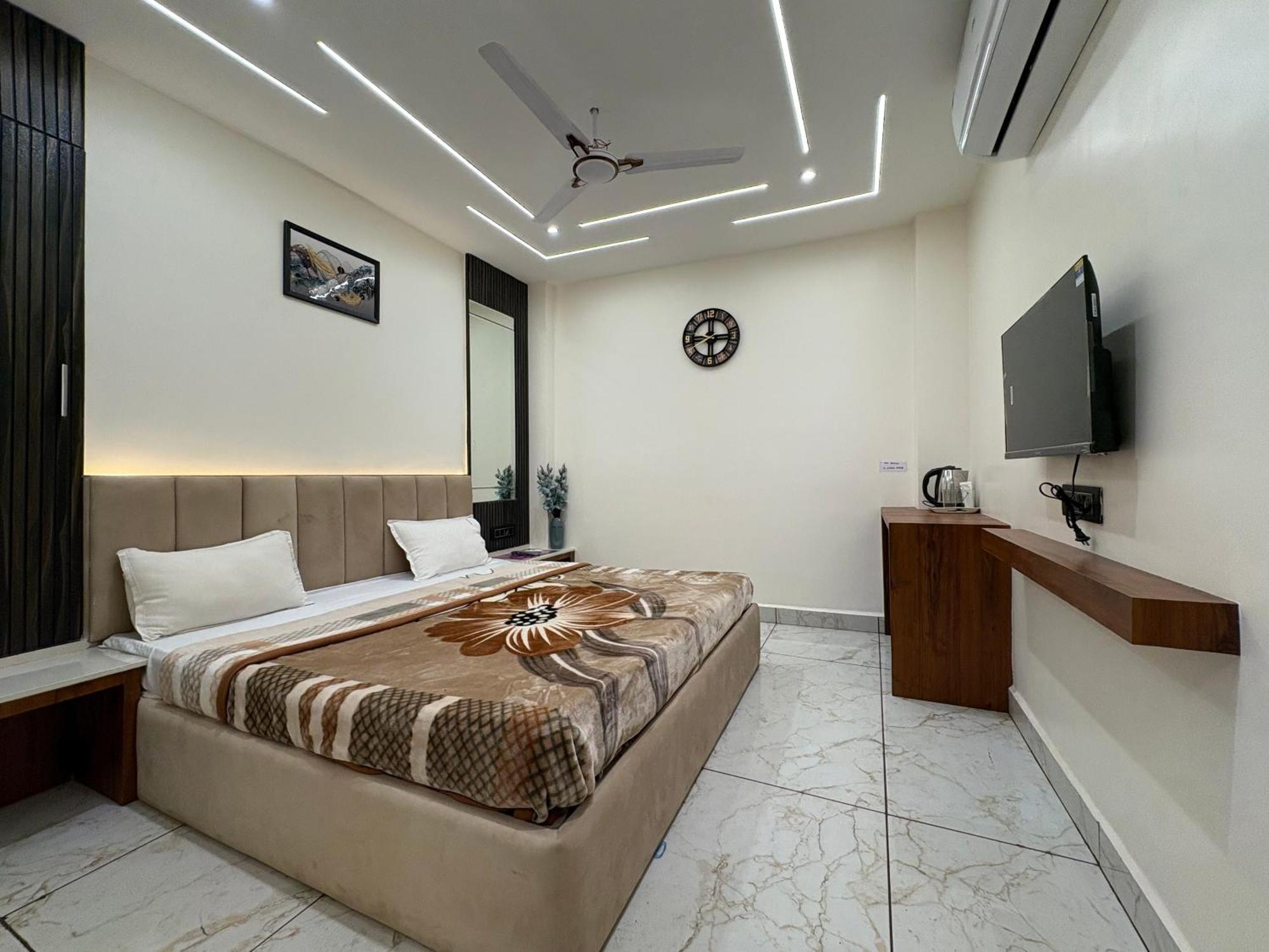 Hotel Anantshree Ujjain Exterior photo