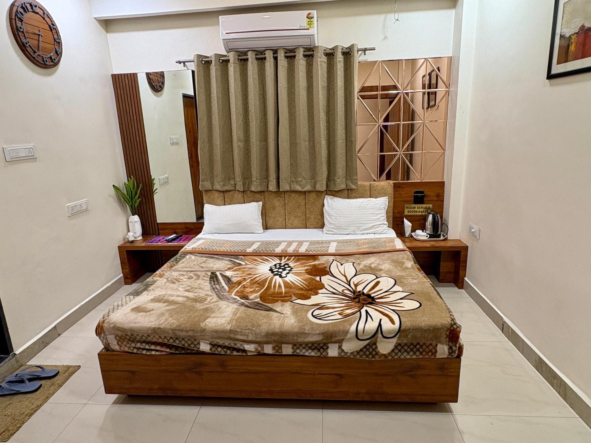 Hotel Anantshree Ujjain Exterior photo