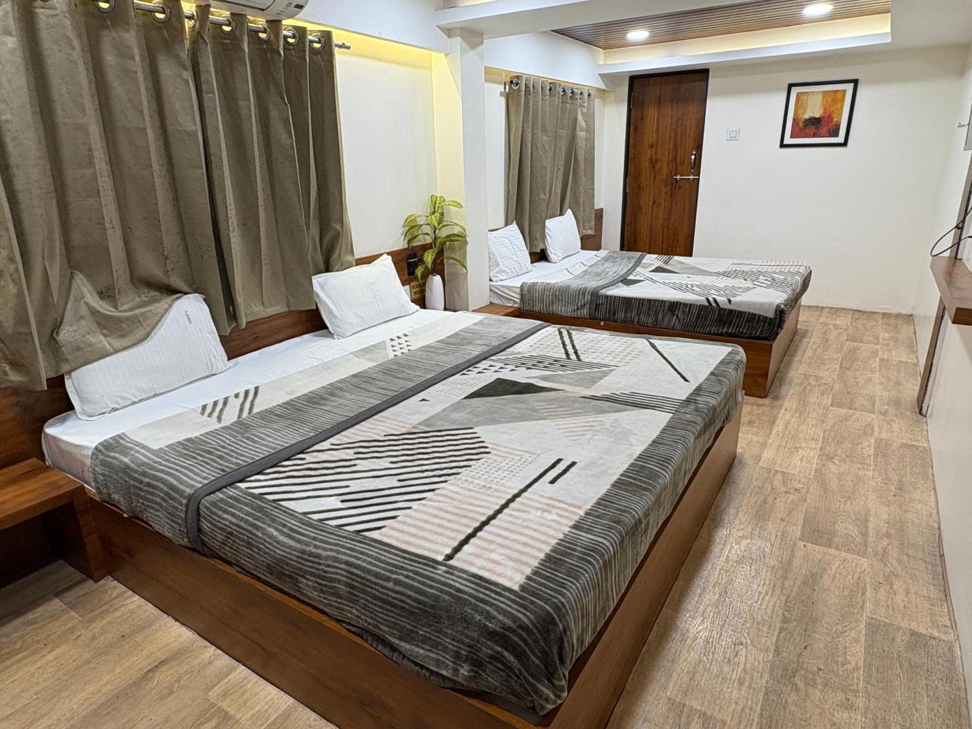 Hotel Anantshree Ujjain Exterior photo