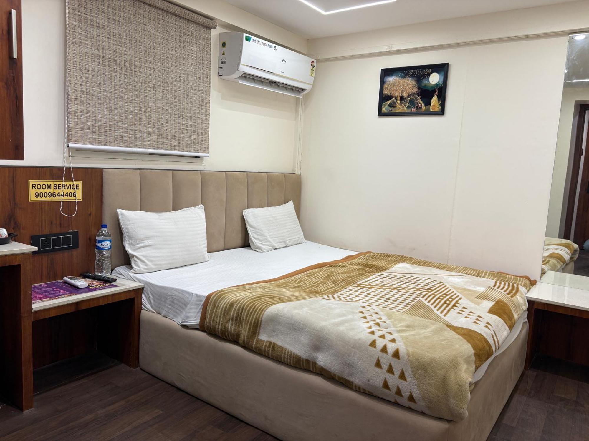 Hotel Anantshree Ujjain Exterior photo